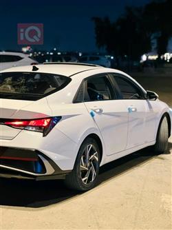 هیۆندای ئەلەنترا